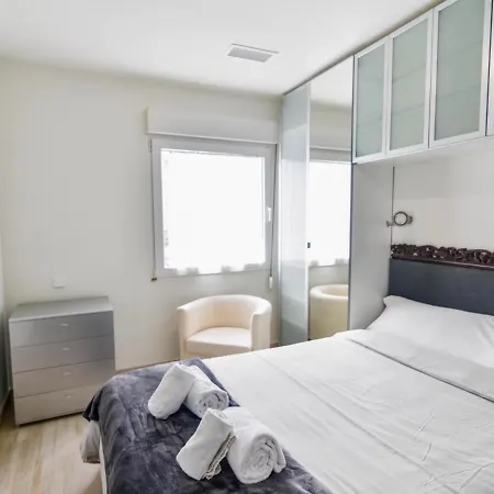 Precioso Reformado En El Sardinero Santander