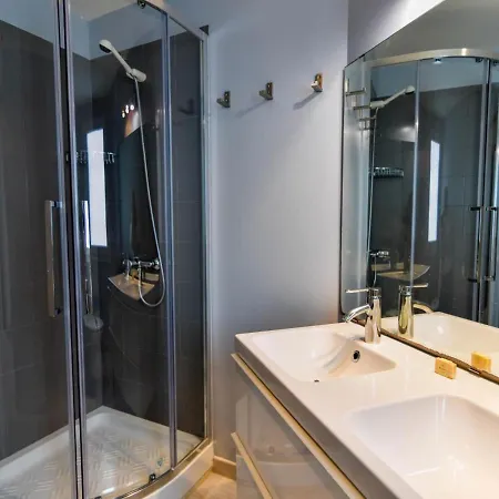 Precioso Reformado En El Sardinero * Santander