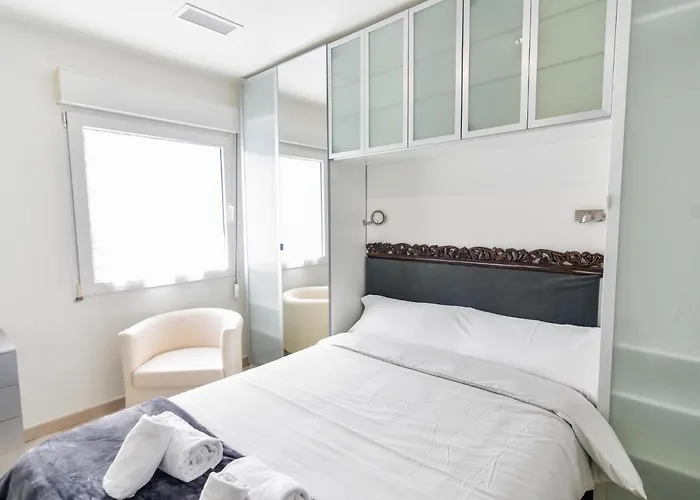 Precioso Reformado En El Sardinero * Santander