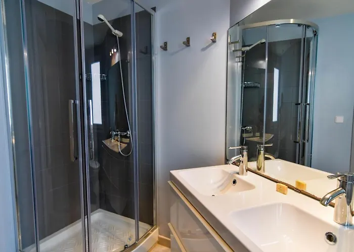 Precioso Reformado En El Sardinero * Santander